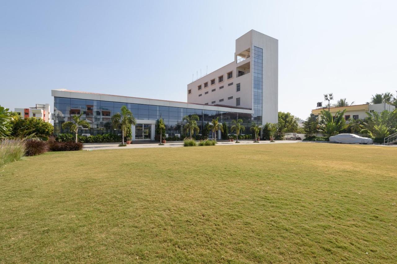 Oyo 22964 Kundan Lawns Hotel Shirdi Exterior photo